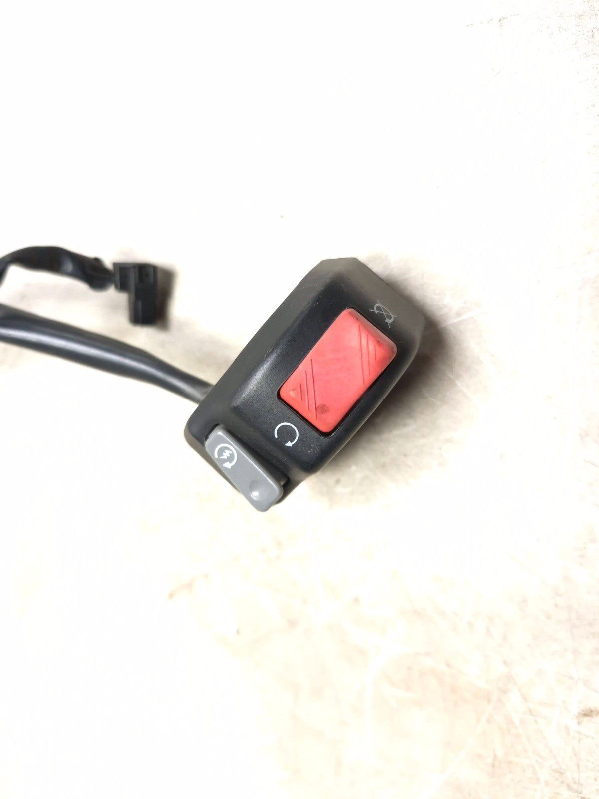 2002 Suzuki V-strom 1000 Dl1000 Right Handlebar Kill Switch OEM