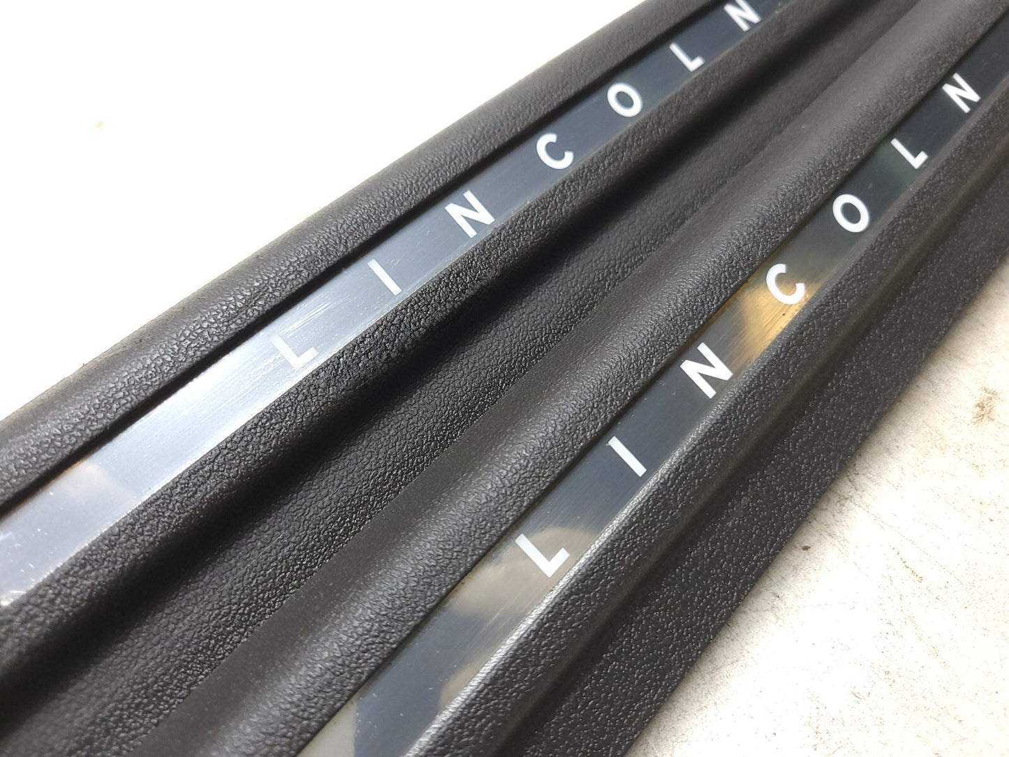 10 11 12 Lincoln MKS Front Door Sill Scuff Plate Trim Driver&passenger Side