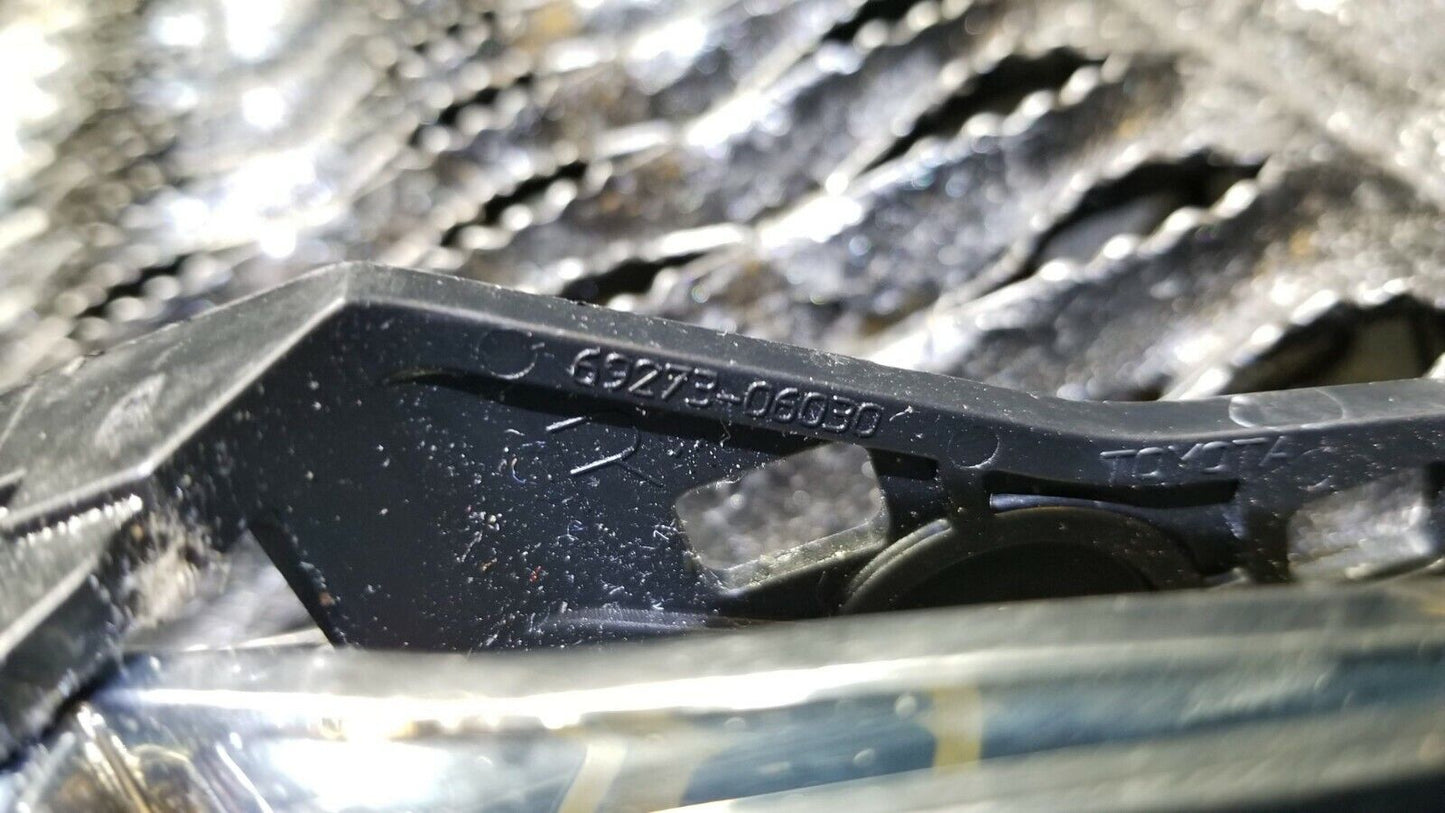09 10 11 Toyota Camry Front Right Passenger Side Interior Door Handle OEM