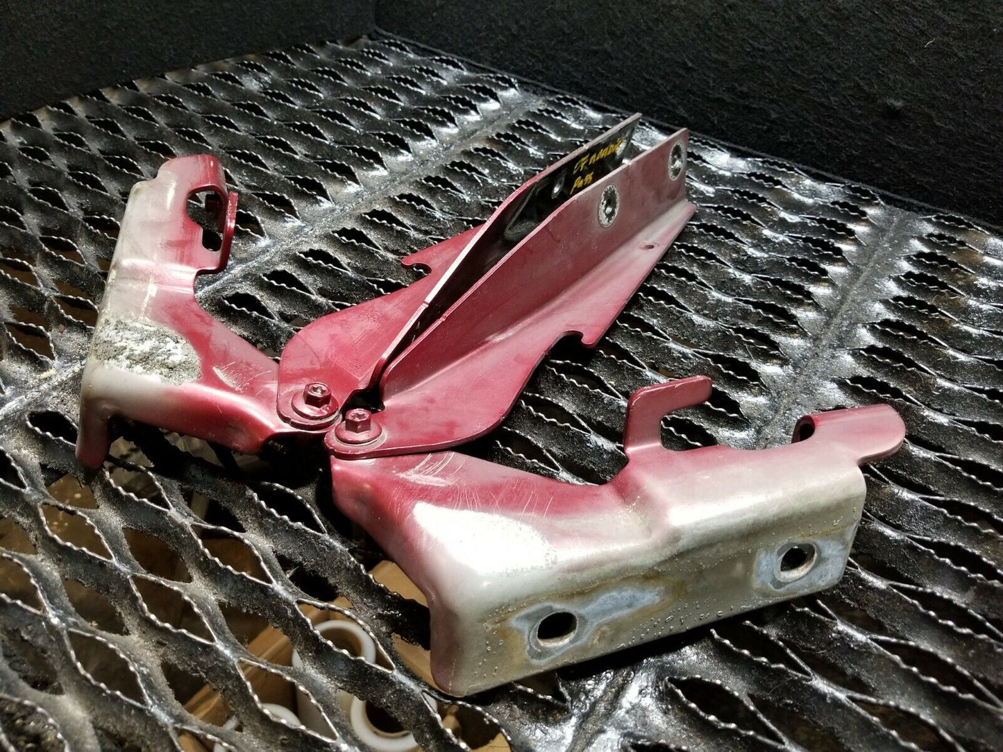 07 08 09 10 11 12 GMC Acadia Hood Hinge Upper Lower (pair) OEM
