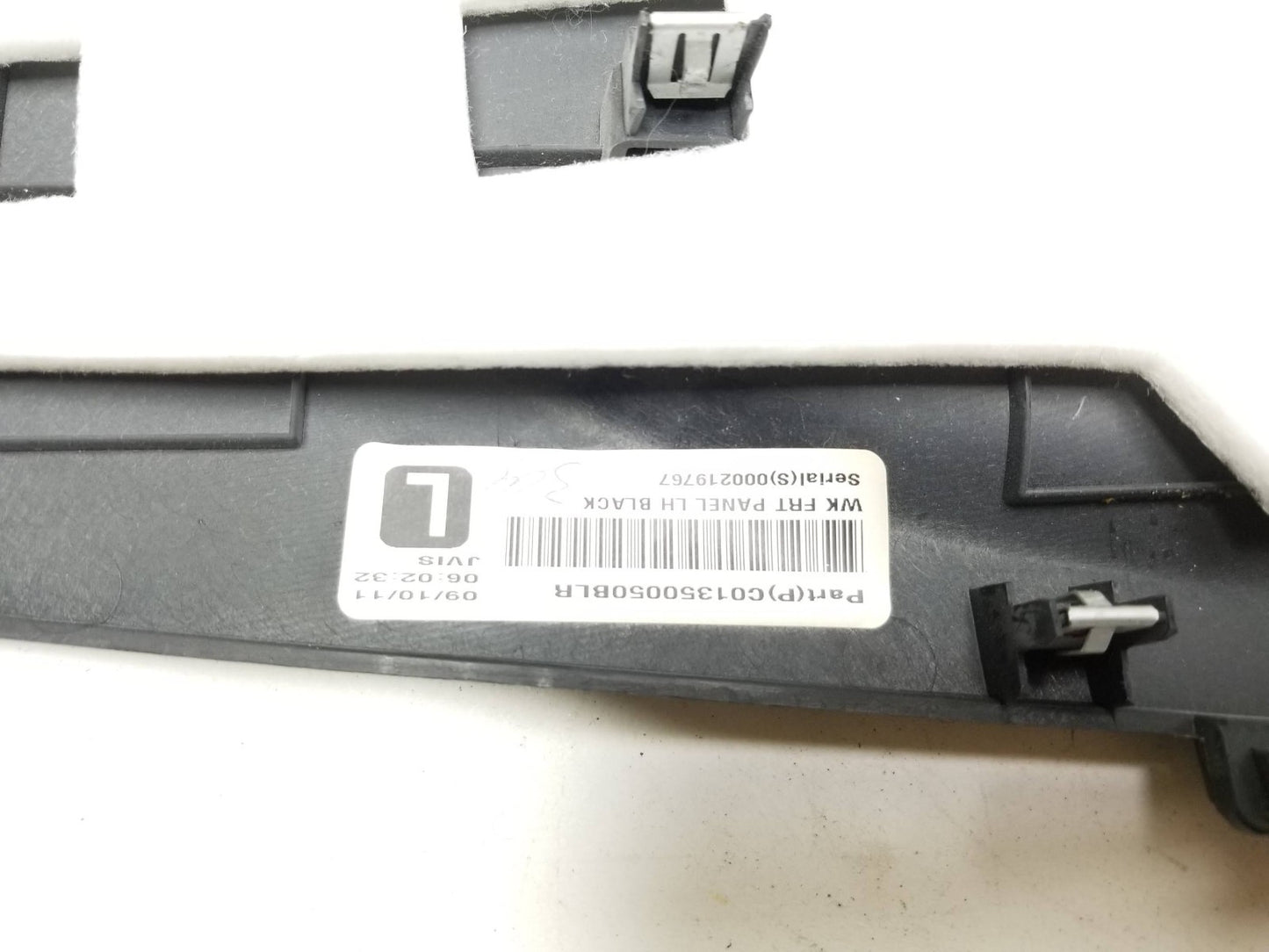 2012 Jeep Grand Cherokee Center Console Panel Trim Left & Right OEM