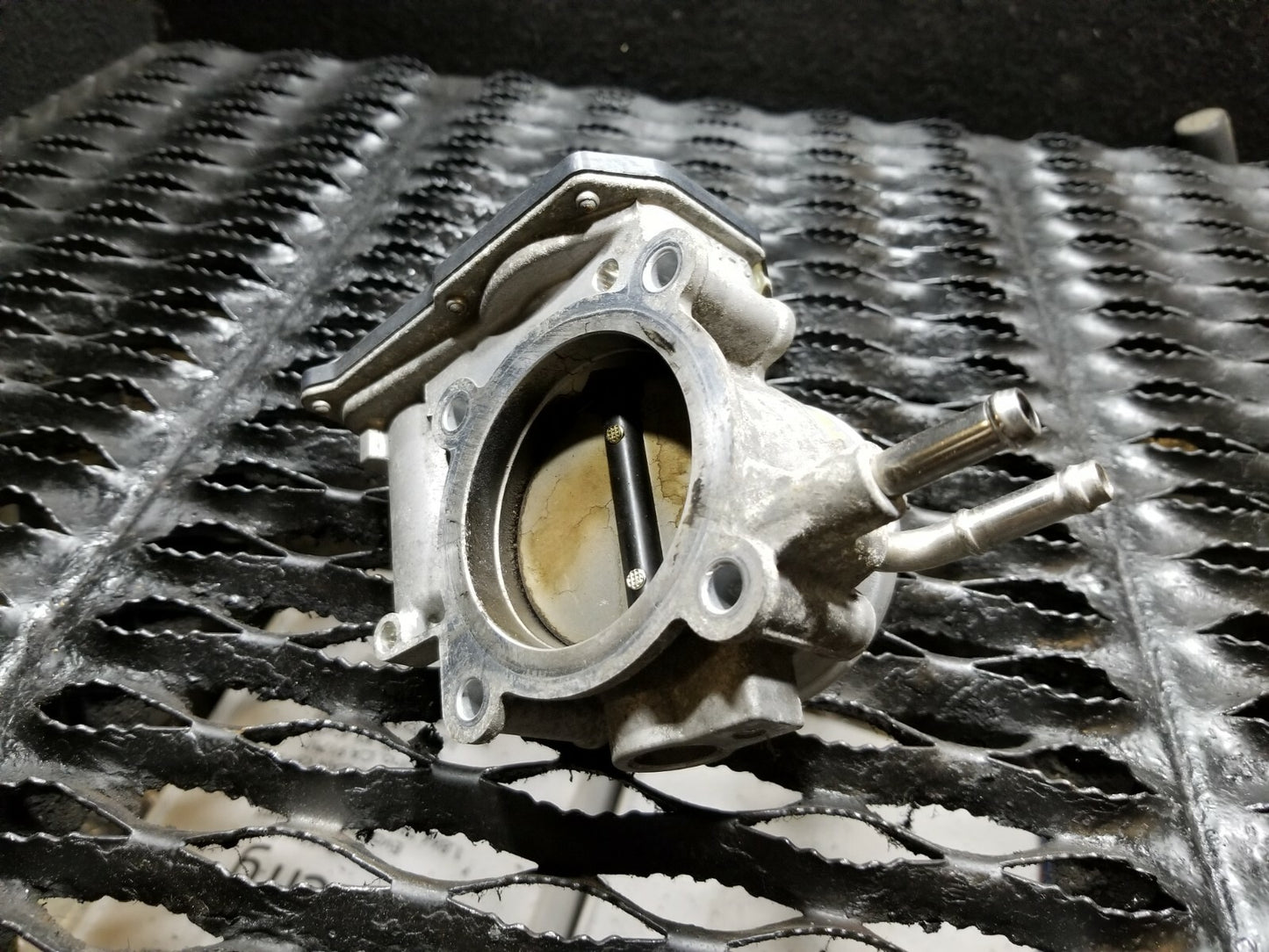 11 12 13 14 15 16 Scion Tc Throttle Body 22030-36010 OEM