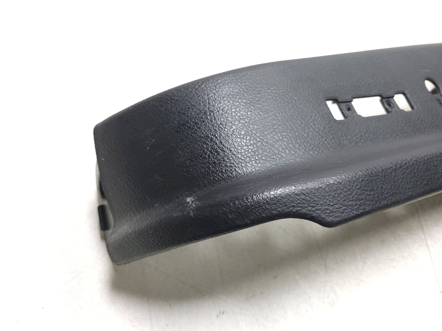 2009 - 2012 Hyundai Genesis Seat Side Trim Front Driver Side Left OEM