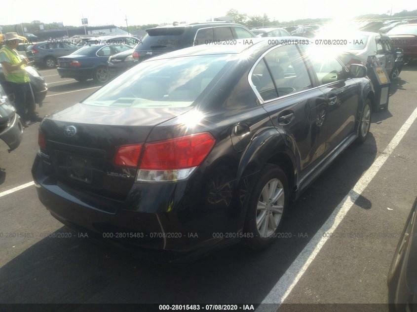 10 11 12 13 14 Subaru Legacy Srunk Lid W/ Tail Light  OEM