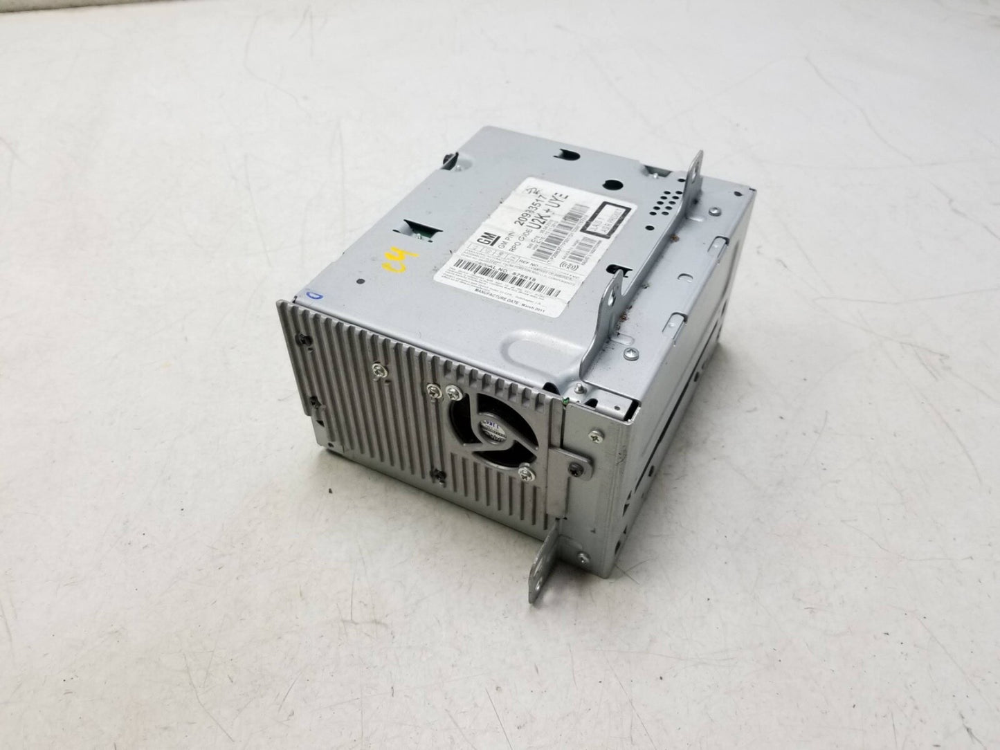 2010 - 2016 Cadillac SRX Head Units Cd Mp3 Radio OEM