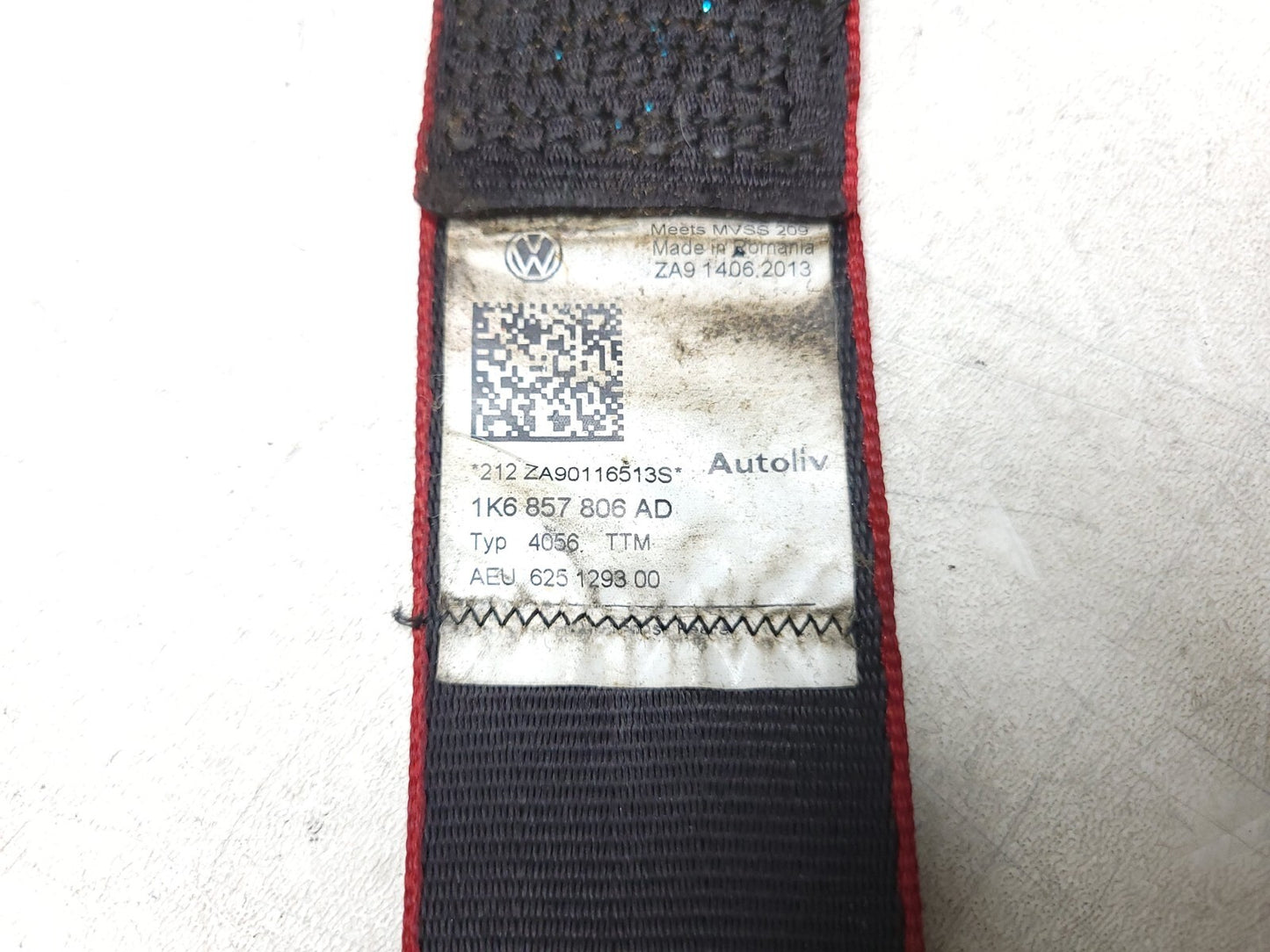10 - 14 VW Golf GTI Rear Seat Belt Retractor Passenger Side Right OEM
