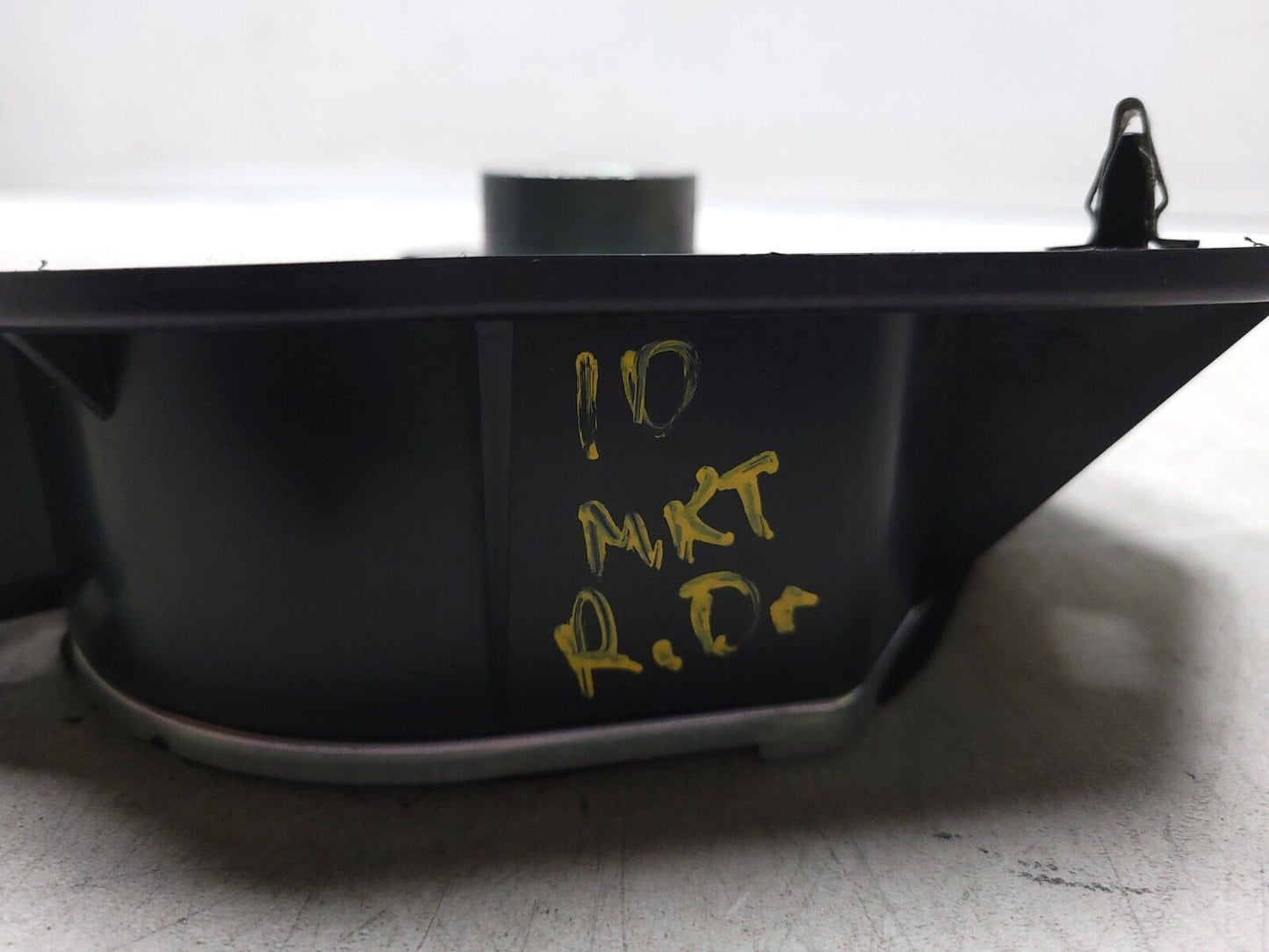 10-19 Lincoln MKT Rear Door Speaker Left & Right Pair OEM