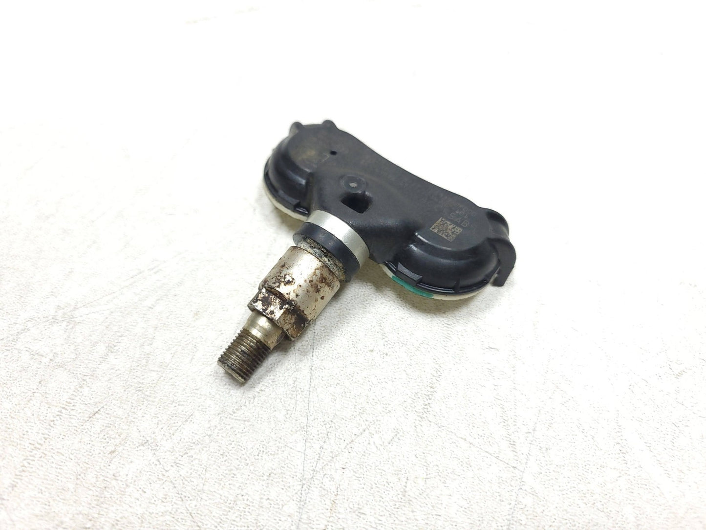 06 - 09 Hyundai Tucson 52933-2f000 Tpms Tire Pressure Monitor Sensor 2pcs OEM