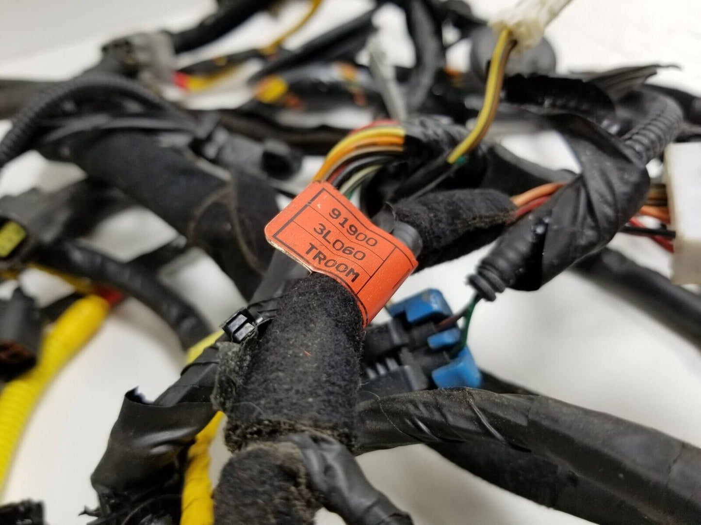 06 - 10 Hyundai Azera Interior Wire Harness OEM