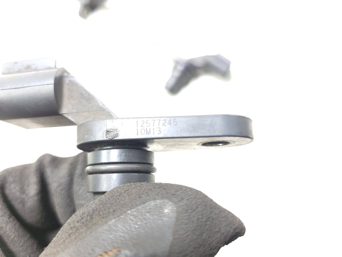 10-15 Chevrolet Equinox Crank/camshaft Knock Oil Air Pressure Sensor OEM