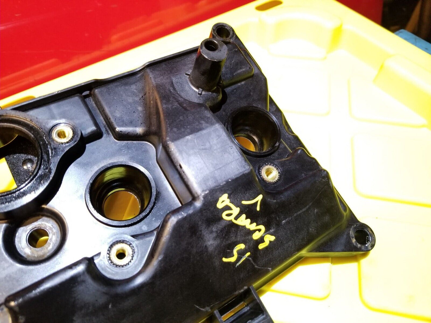 13 - 16 Nissan Sentra Engine Valve Cover 1.8l OEM