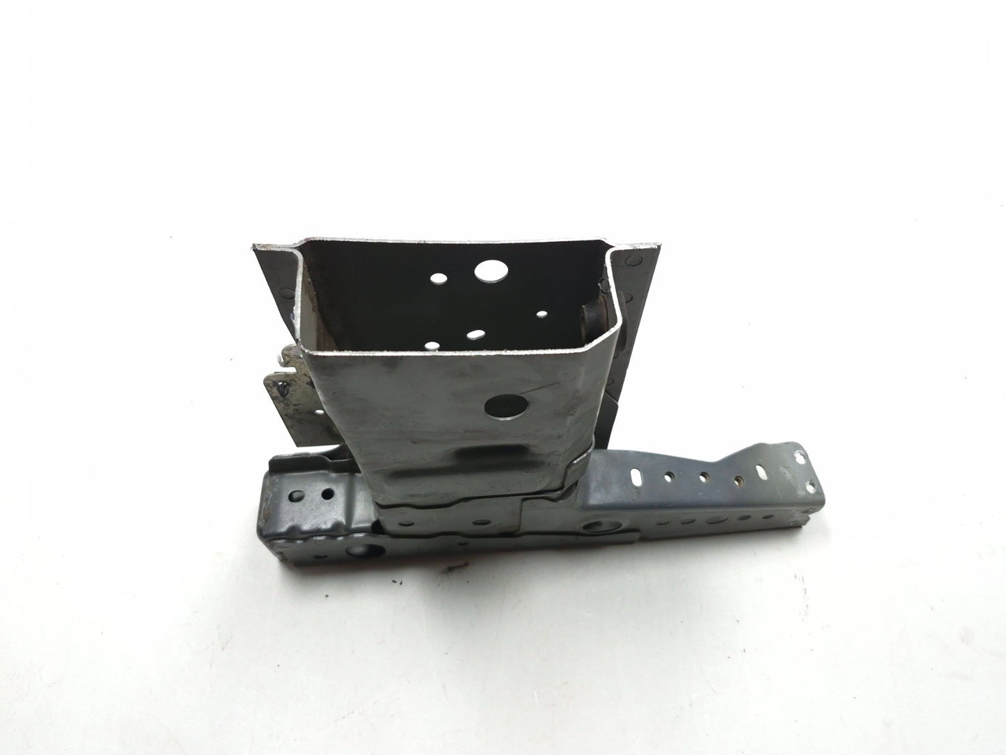 2020 Infiniti Q50 Front Frame Rail Cut Apron Support Left & Right OEM