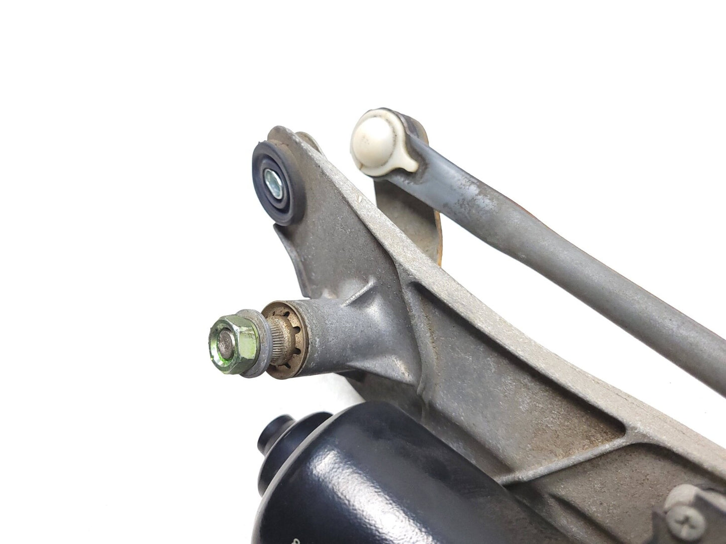 2005 - 2010 Scion Tc Windshield Wiper Motor W/ Linkage OEM