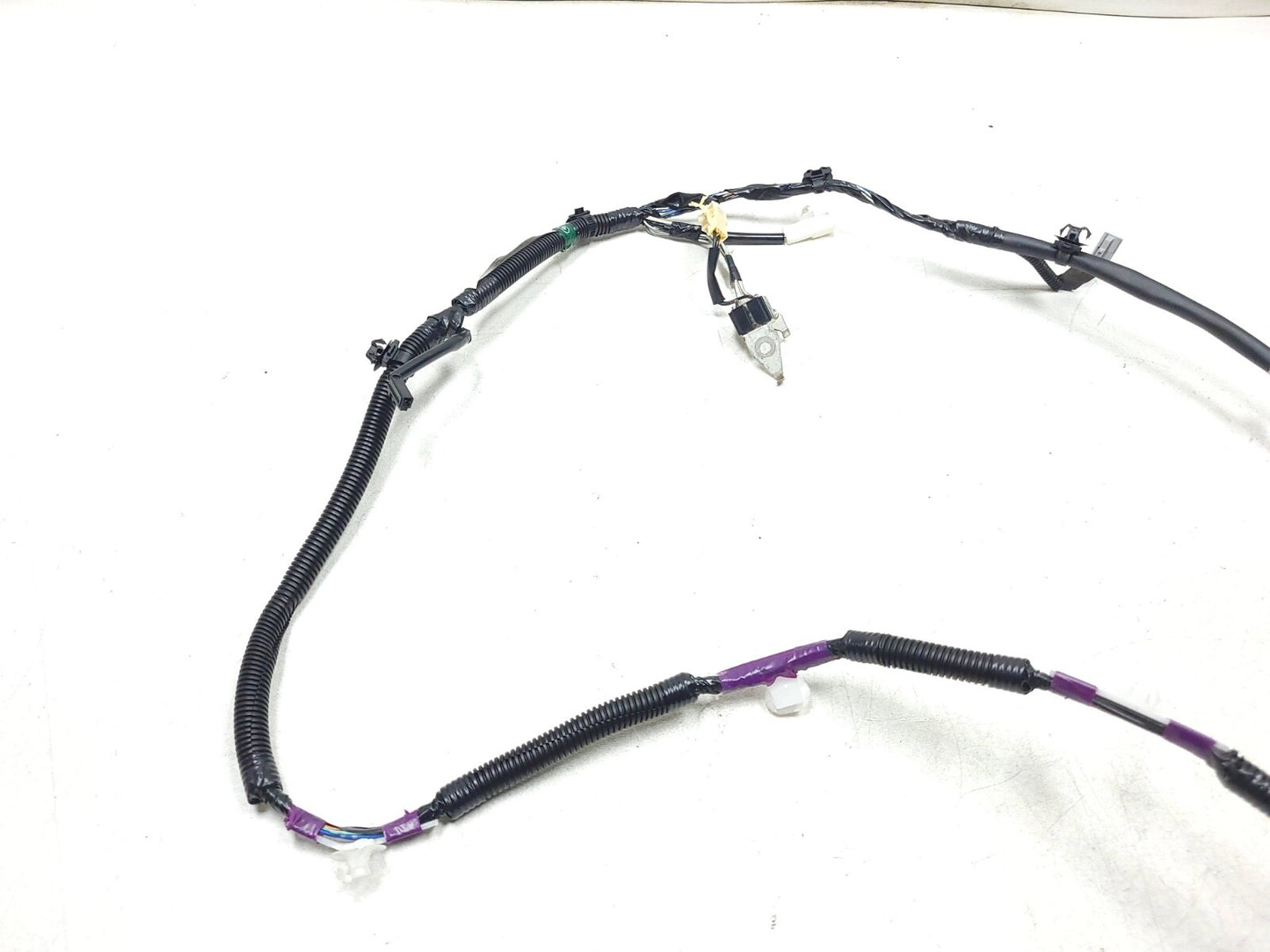 2005 - 2010 Scion Tc Trunk Lid Wiring Harness OEM