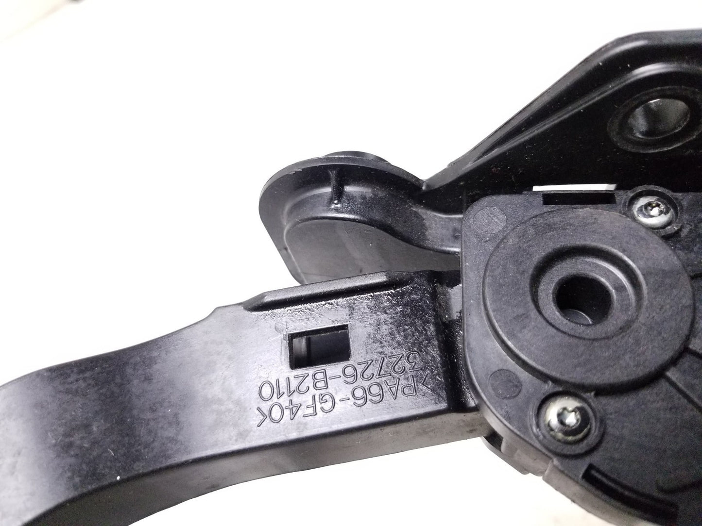 2014 - 2019 Kia Soul Pedal Set OEM