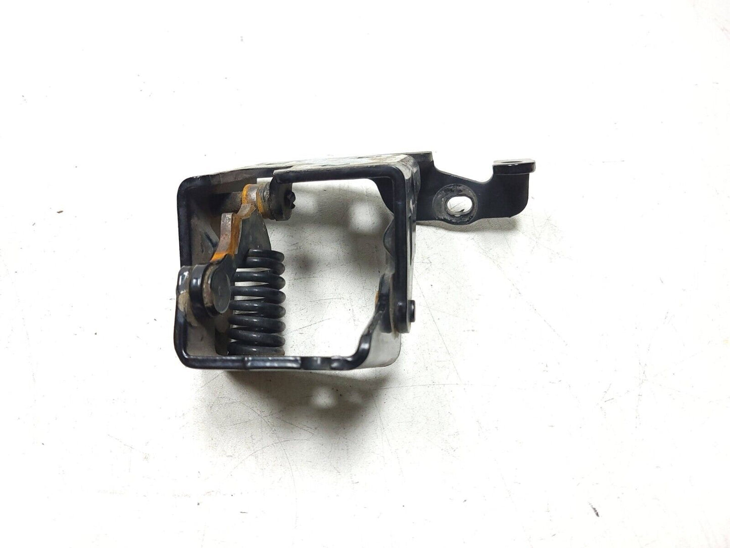 10-14 Chevrolet Suburban Door Hinge Passenger Side Right OEM