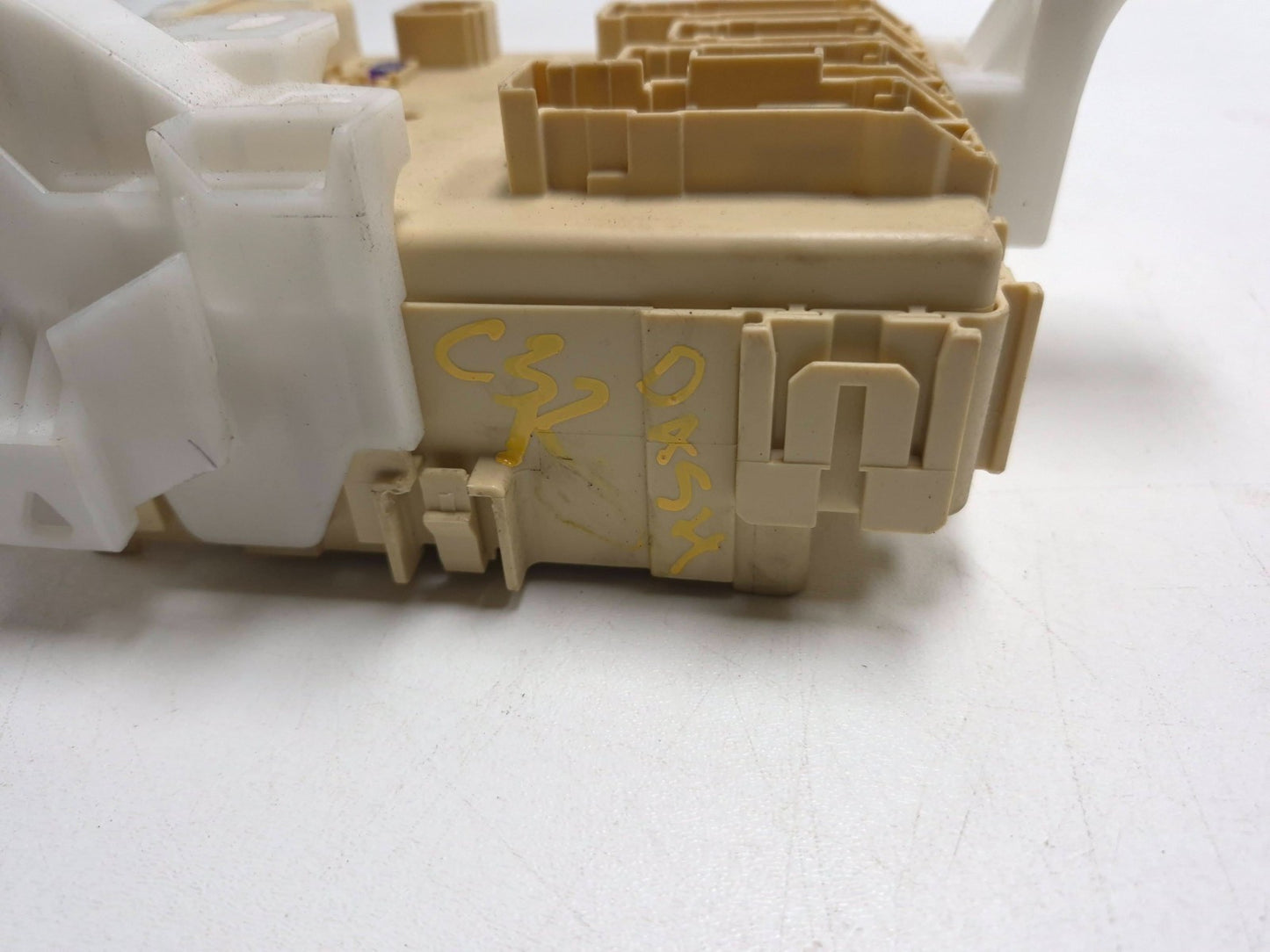 2018 Toyota Corolla Fuse Box Module OEM