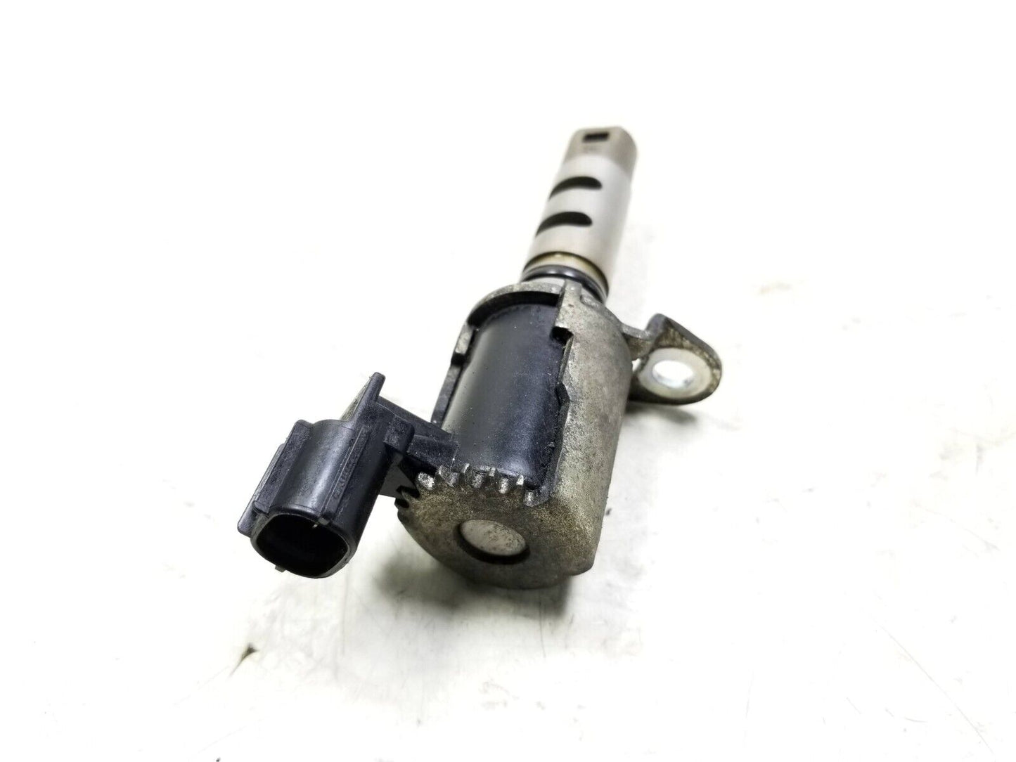 08 - 15 Scion Xb Vvt Variable Timing Solenoid Valve OEM 2az-fe