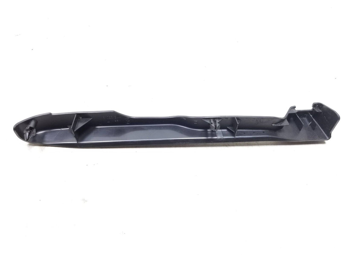 04 06 BMW X3 Seat Side Trim W/ Guide Sleeve & knob Front Passenger Sid Right OEM