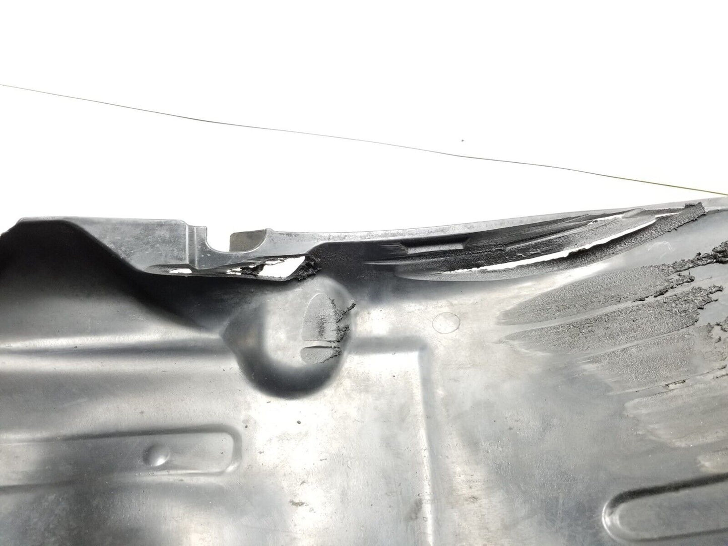 09 - 12 Hyundai Genesis Coupe Front Fender Liner Splash Inner Passenger Side OEM