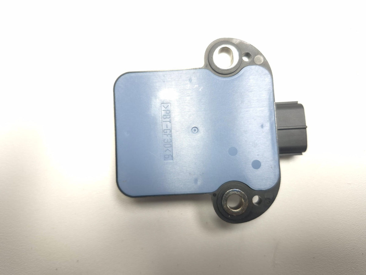 2010 Lexus Hs250h Yaw Rate Sensor OEM