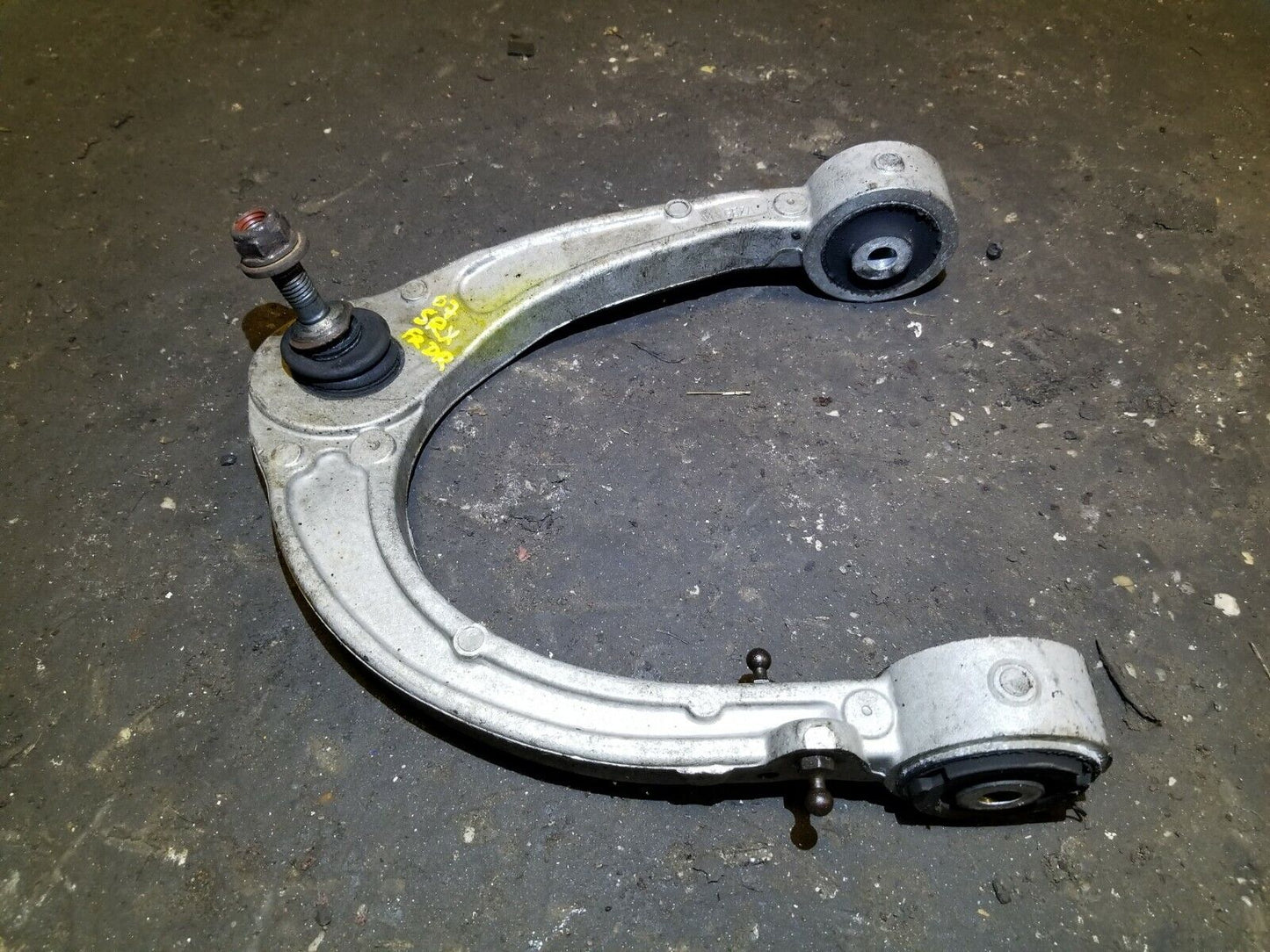2004 - 2009 Cadillac SRX Front Control Arm Upper Driver Side Left OEM