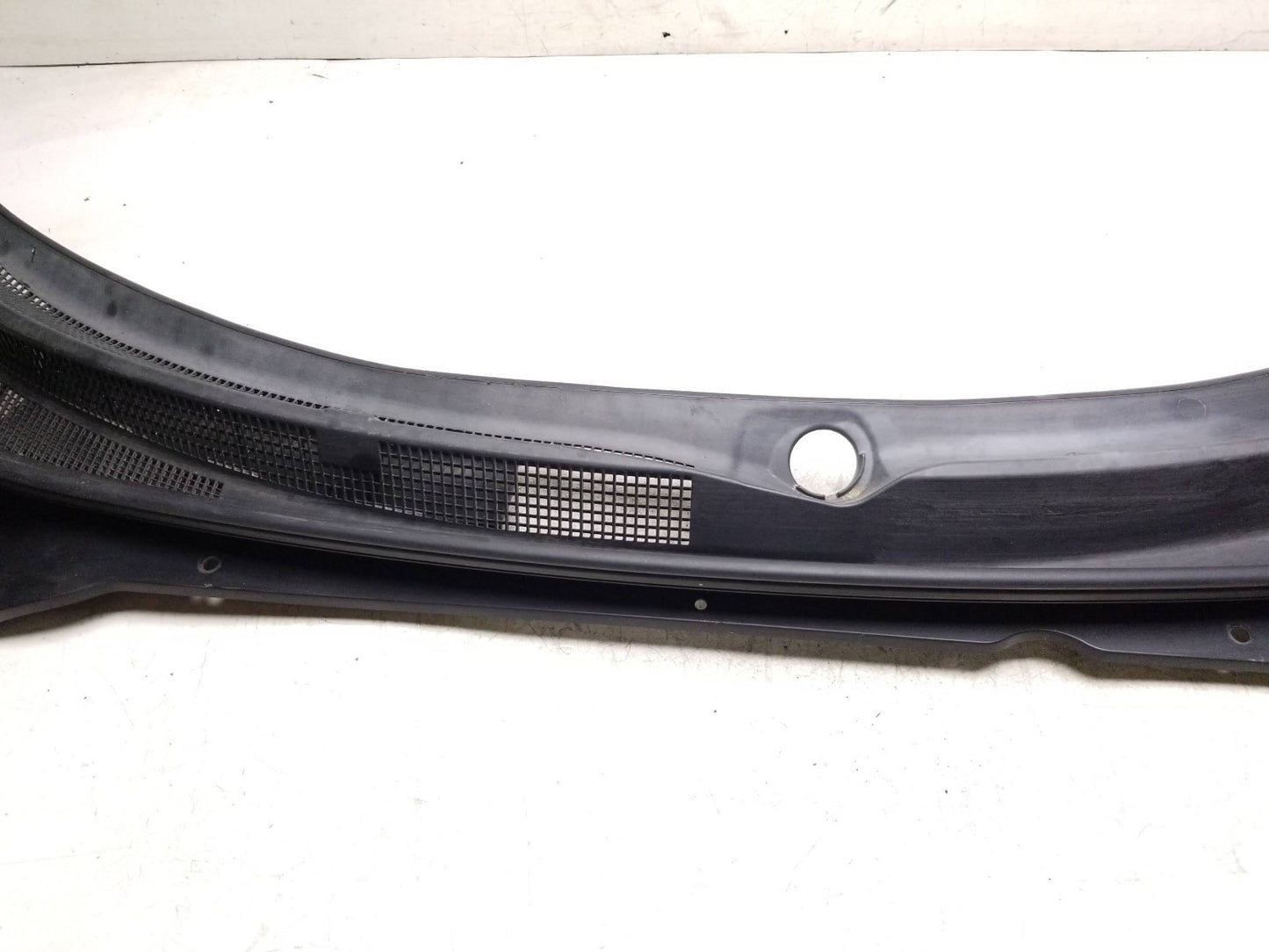 2014 - 2019 Kia Soul Front Windshield Wiper Cowl Trim OEM