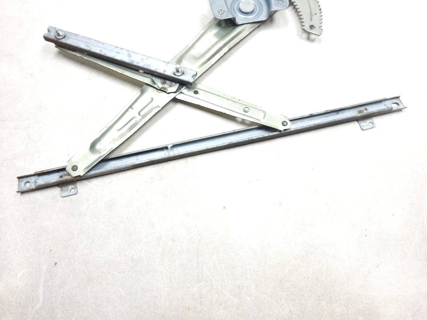 07-13 Mitsubishi Outlander Window Regulator & Motor Front Passenger Side Rh OEM