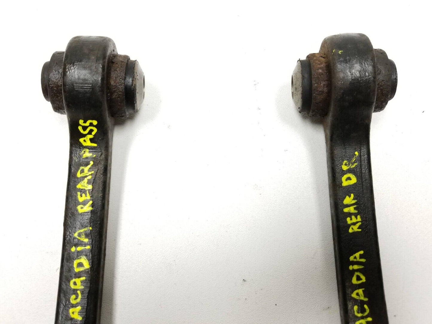 13 14 15 16 GMC Acadia Rear Control Arm Pair OEM