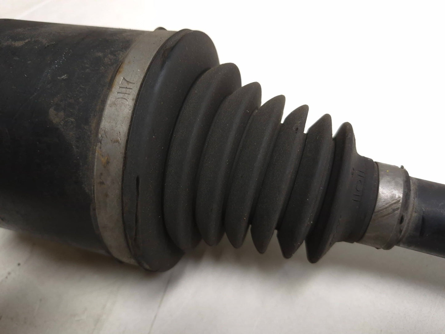 2020 Dodge Challenger 5.7l Rear Axle Half Shaft Right Passenger Side OEM