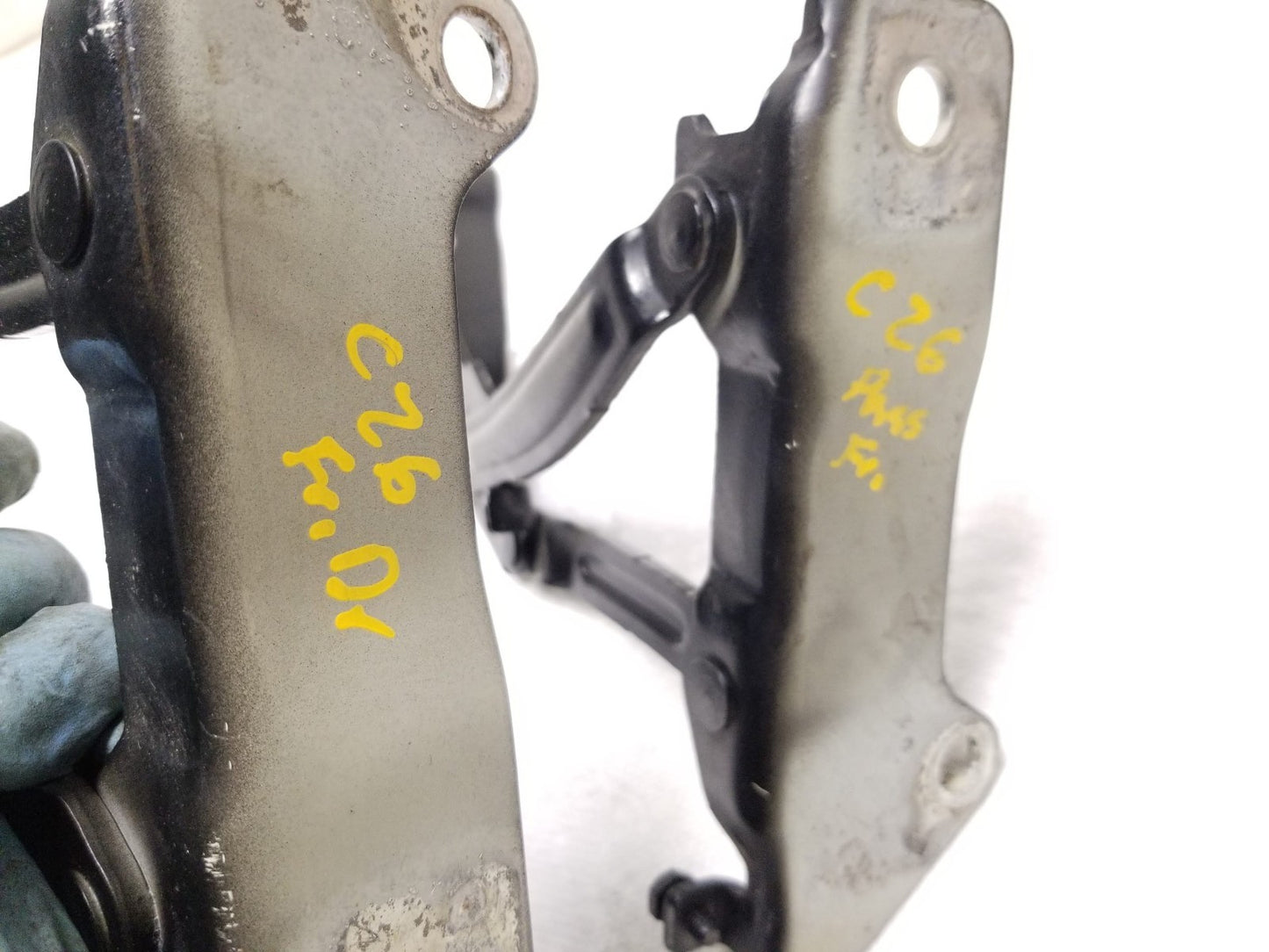 2014 - 2019 Kia Soul Front Hood Bonnet Hinge Pair OEM