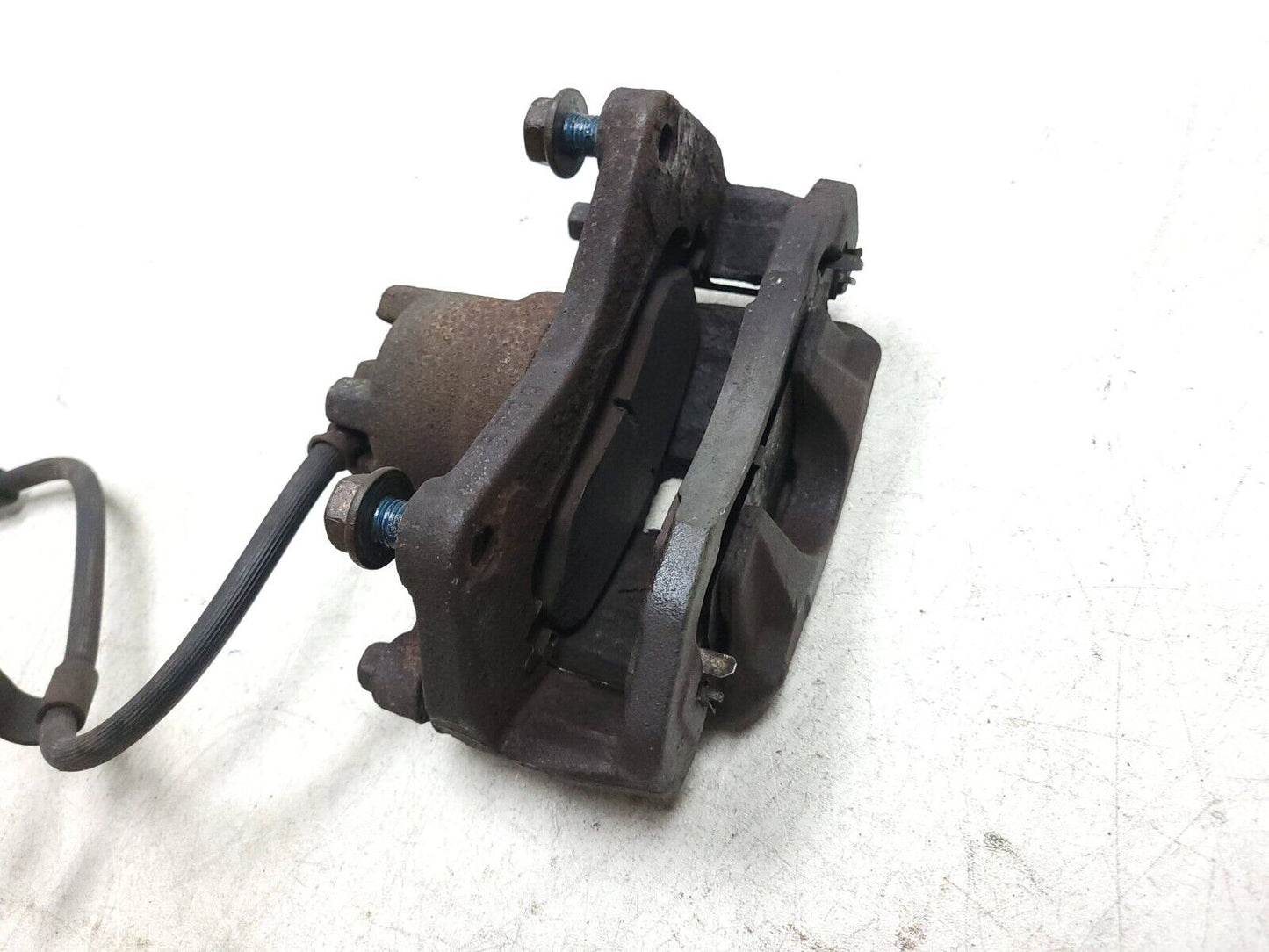 2007-2012 Dodge Caliber Front Brake Caliper Left & Right OEM