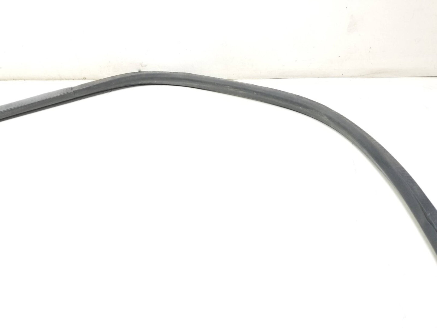 2010 - 2016 Cadillac SRX Door Weatherstrip Rear Driver Side Left OEM
