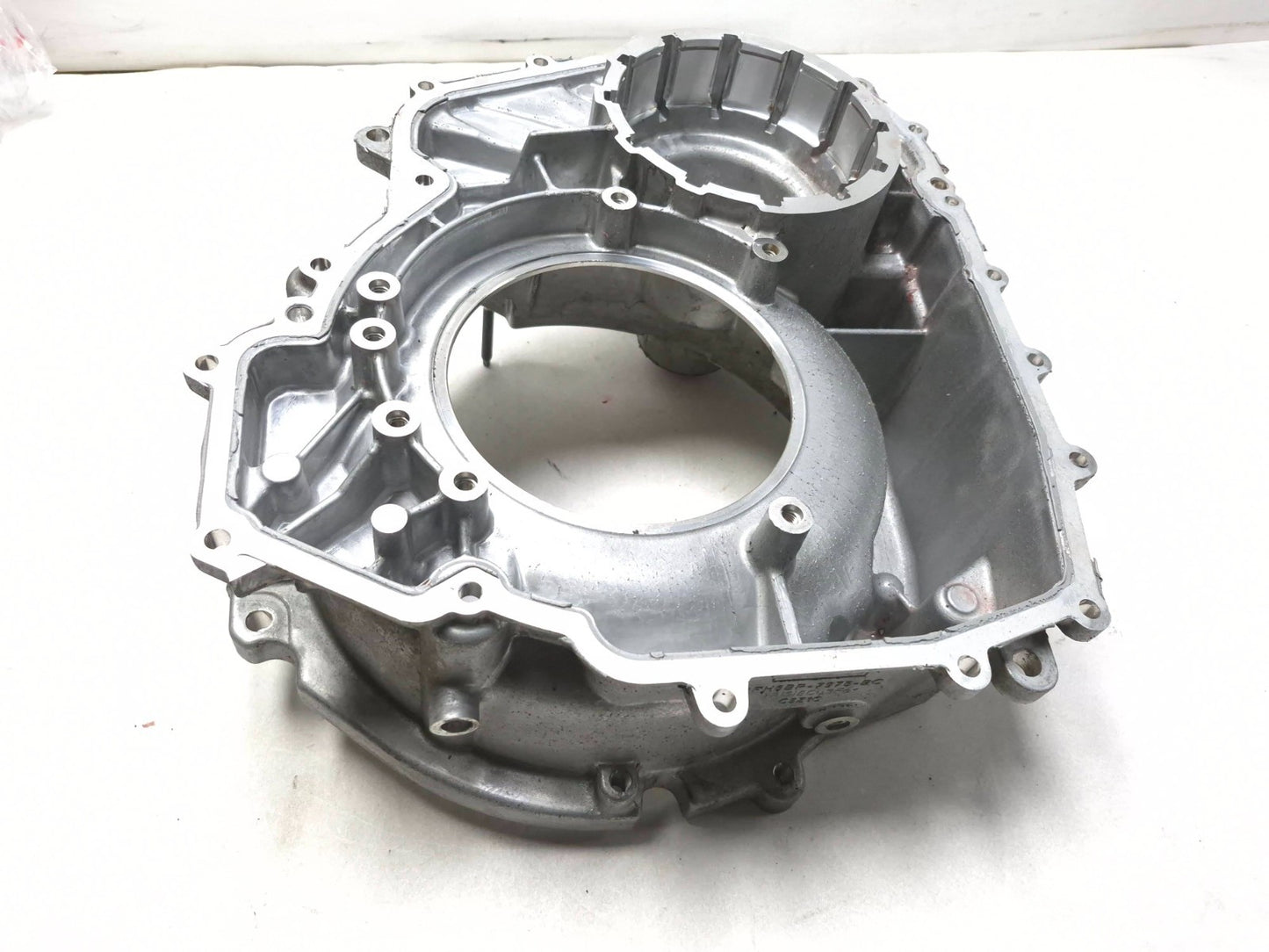 2019 Ford Ecosport Automatic Transmission Case Bell Housing 1.0l OEM