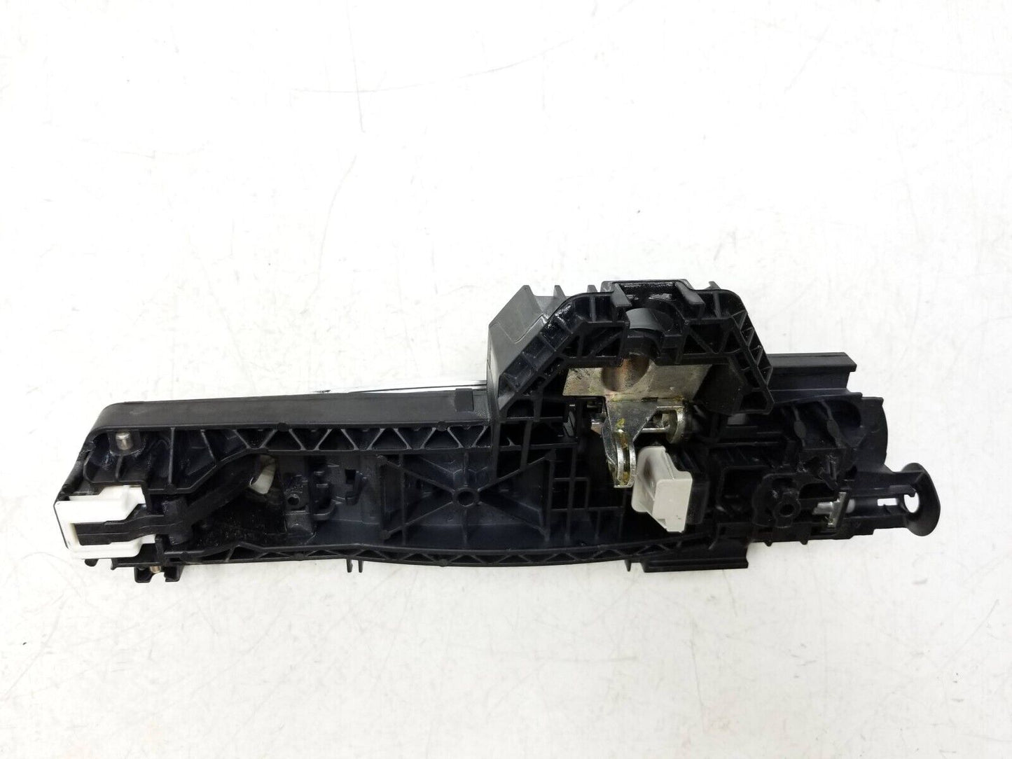 10-13 Mercedes W212 E350 E500 Exterior Door Handle Rear Passenger Side Right OEM