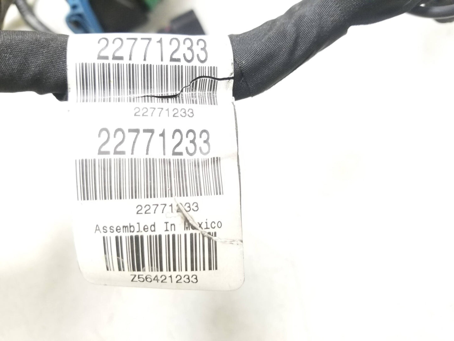 2010 - 2011 Cadillac SRX Radiator Wire Harness OEM