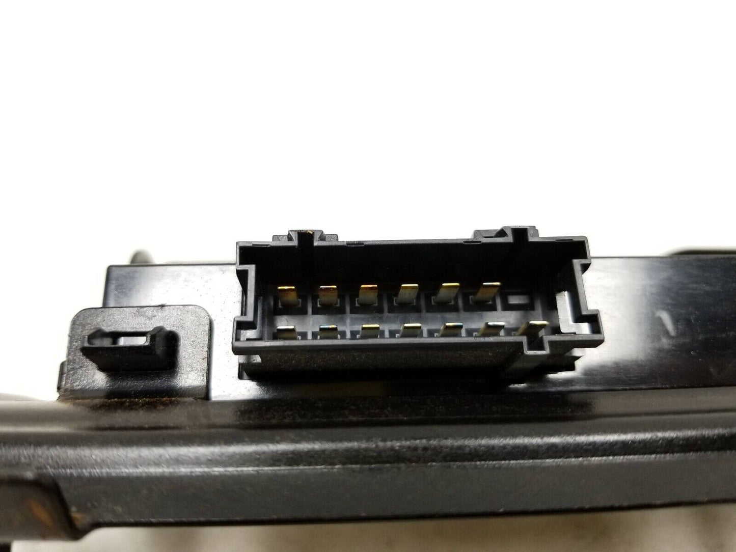 2016 - 2022 Dodge Durango Front Seat Memory Module Driver Side Left OEM