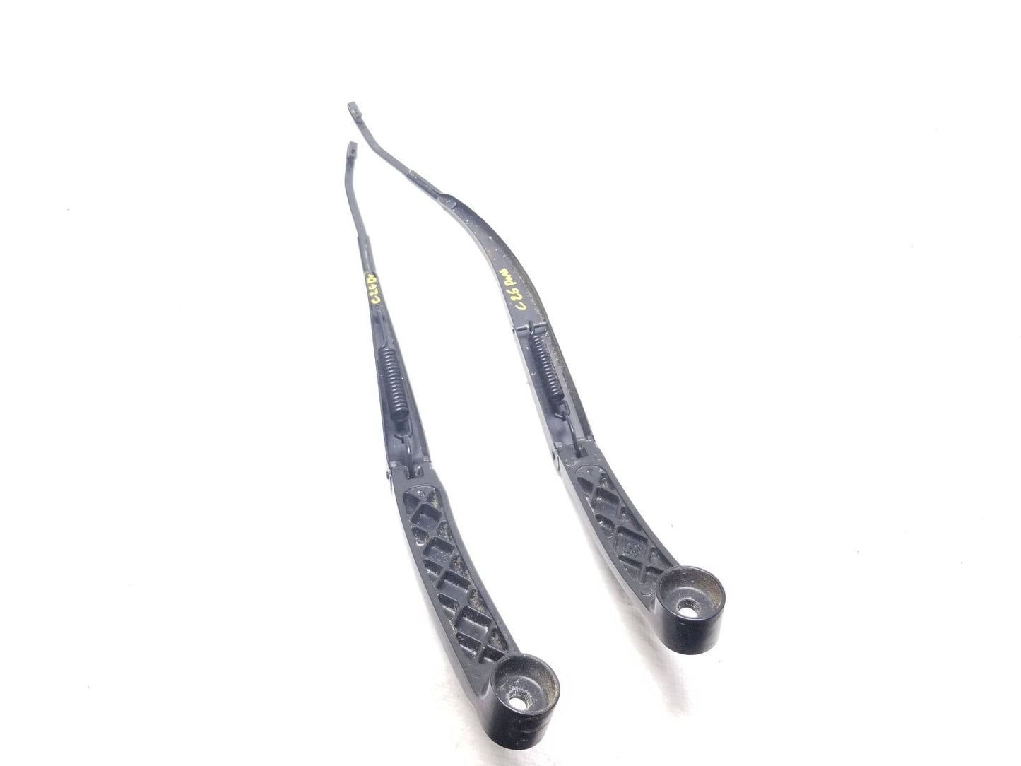 2014 - 2019 Kia Soul Windshield Wiper Arm Pair OEM