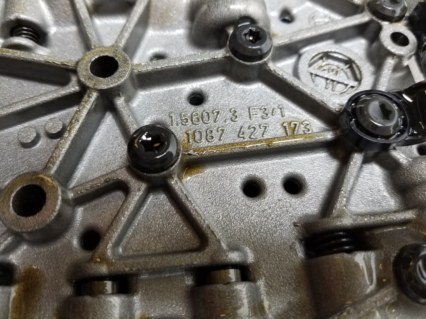 2011 - 2013 BMW X5 E70 Automatic Transmission Valve Body Ga8hp45x-zv8 OEM