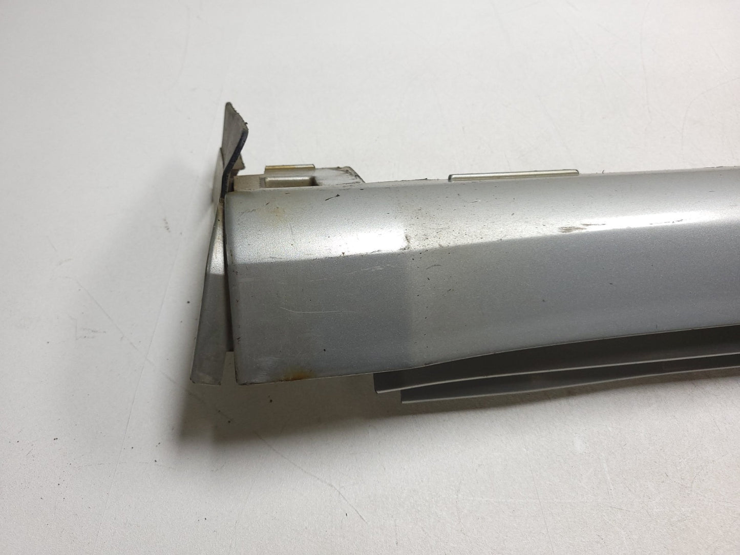 2004 - 2008 Nissan Maxima Rocker Panel Skirt Molding Driver Side Left OEM
