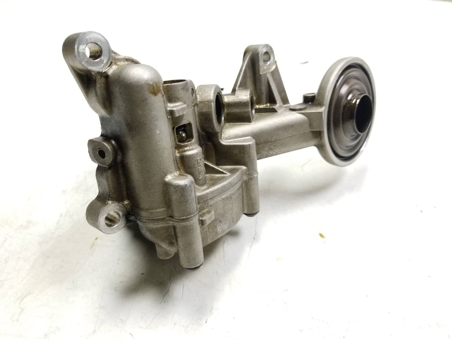 2009 - 2013 Audi Q5 Engine Oil Pump OEM