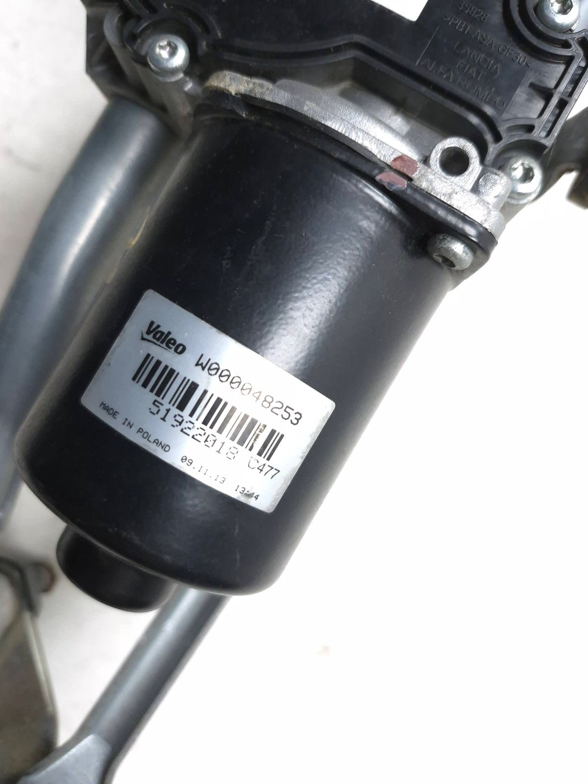 2014 Fiat 500l Windshield Wiper Motor W/ Linkage OEM