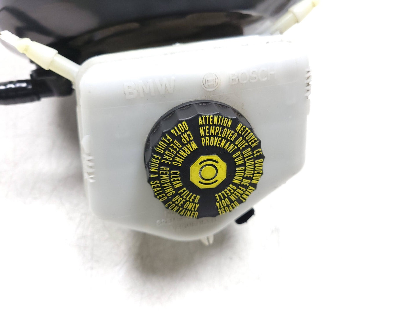 12-18 BMW 330xi F30 Power Brake Booster W/ Master Cylinder OEM β