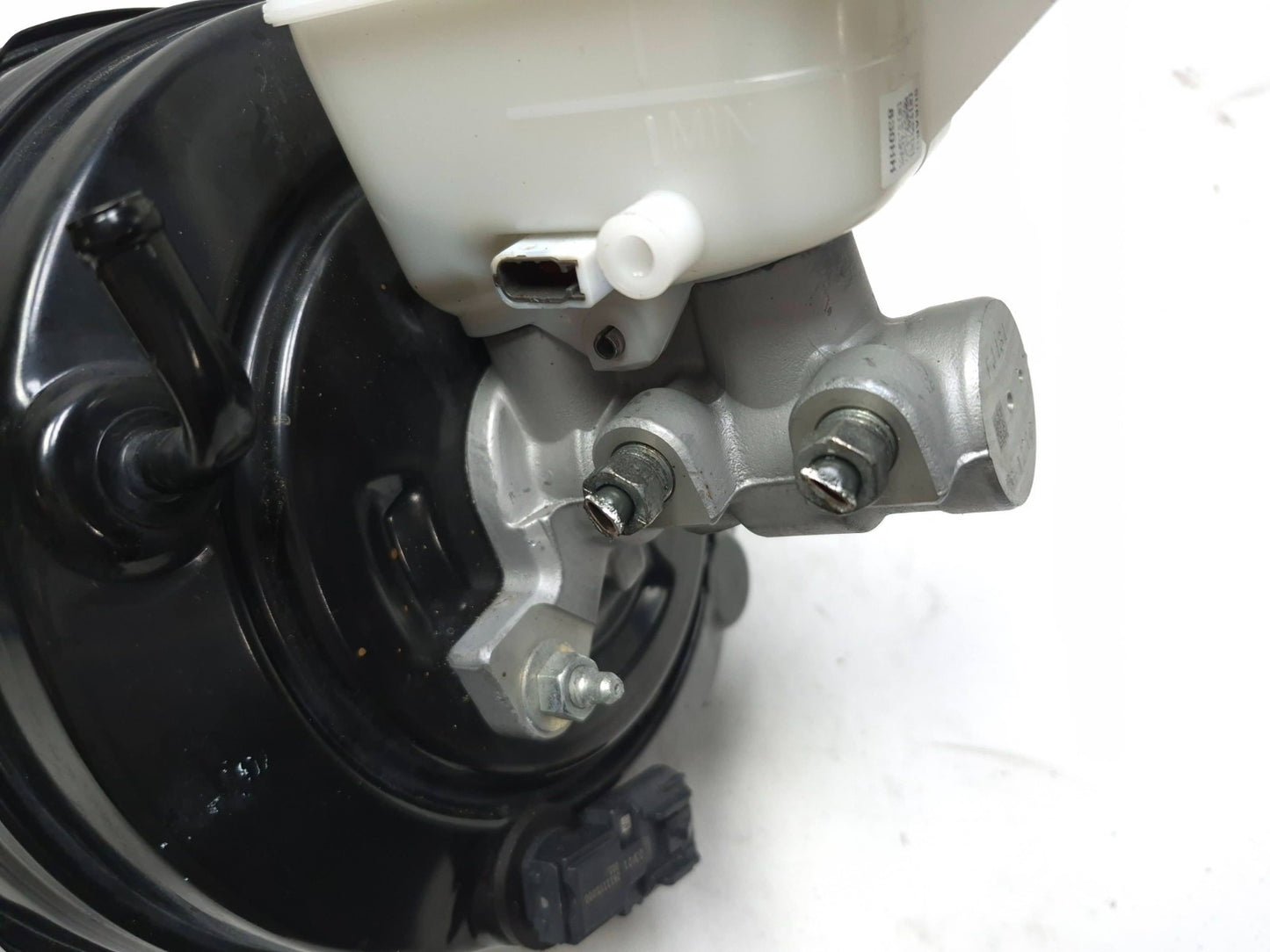 2022 Subaru Crosstrek Brake Booster W/ Master Cylinder Assy OEM