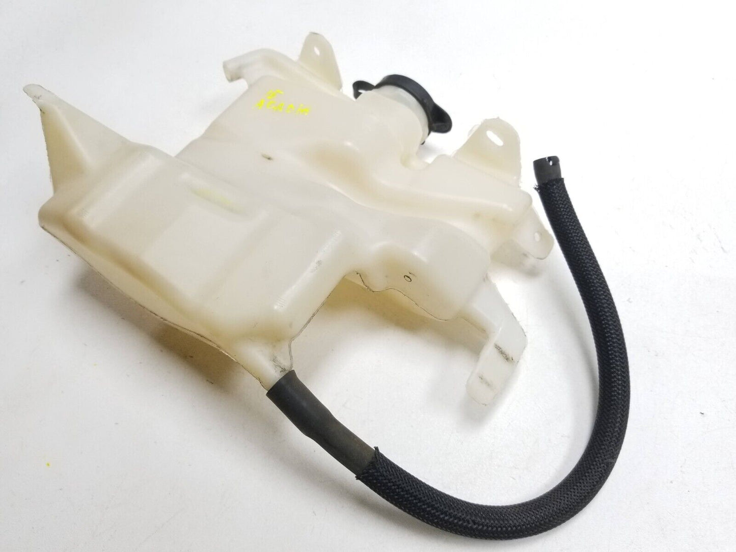 13 14 15 16 GMC Acadia Radiator Overflow Coolant Reservoir Tank OEM