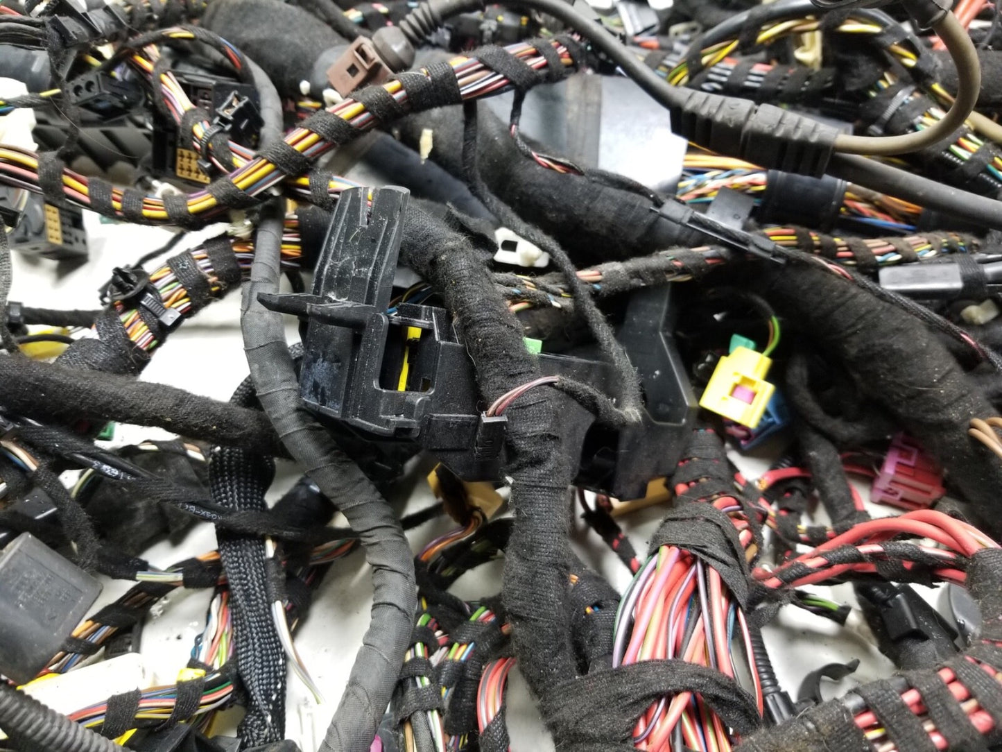 2009 - 2012 Audi Q5 Interior Wire Harness OEM