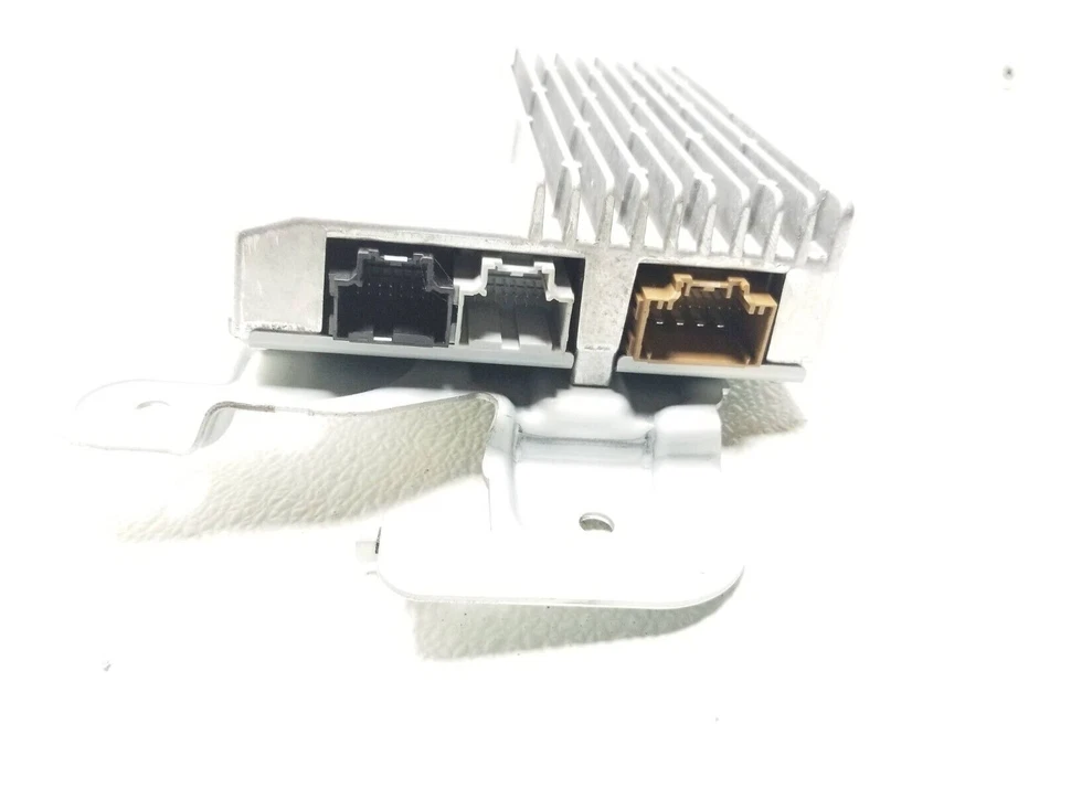 2016 Ford Mustang Gt Radio Audio Amplifier OEM