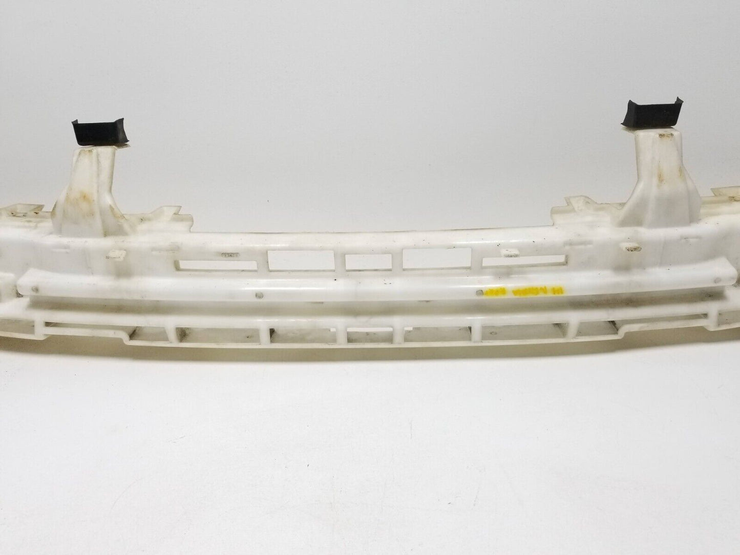 13 14 15 GMC Acadia Rear Bumper Center Bracket Support OEM