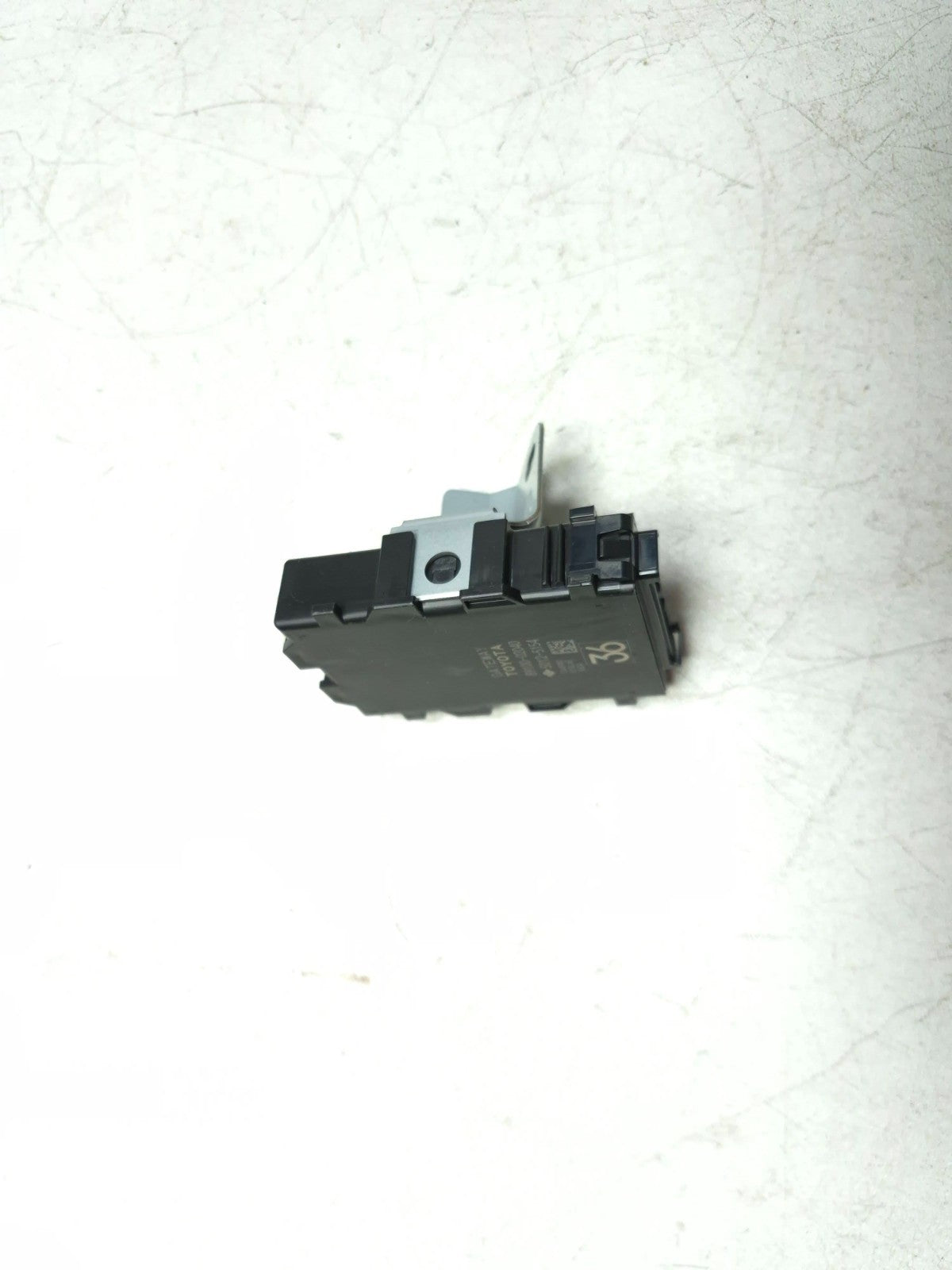2018 Toyota Corolla Gateway Network Module OEM