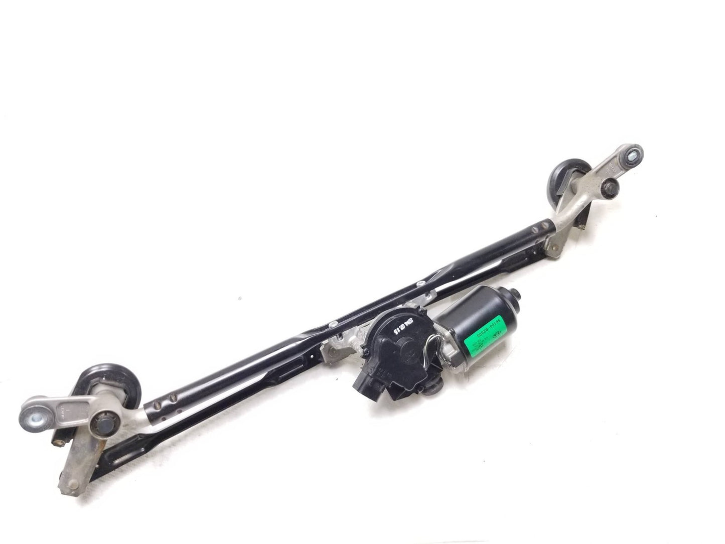 2014 - 2025 Kia Soul Windshield Wiper Motor W/ Linkage OEM